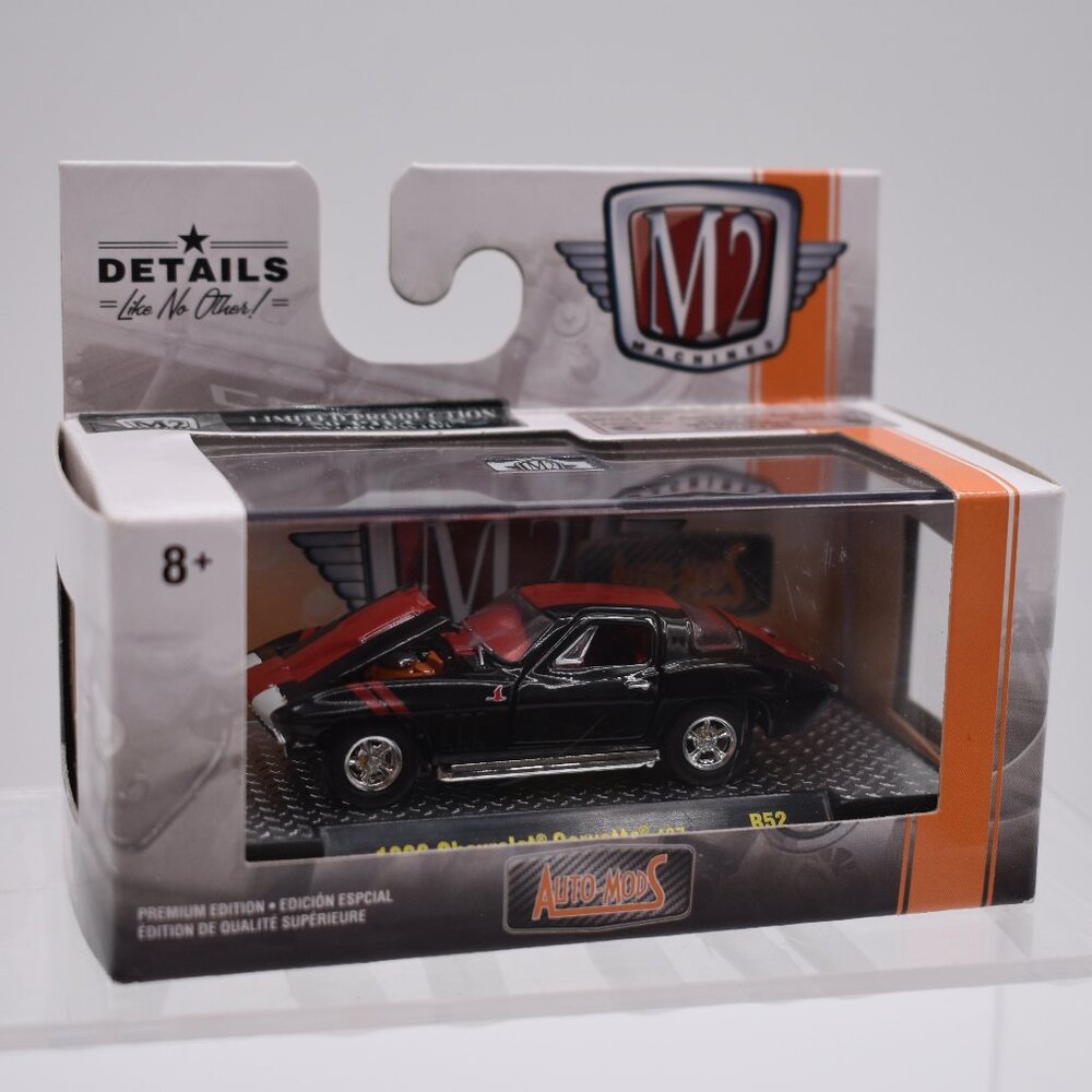 M2 Machines 1966 Chevrolet Corvette 427 Diecast Car 1/64 scale Limited 750 Pcs